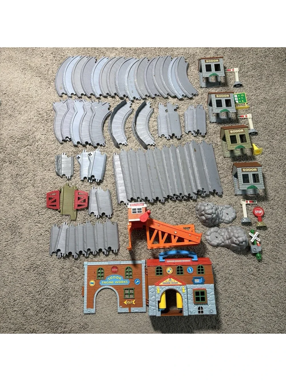 Thomas TrackMaster Gray Track Lot Sodor Engine Works Wash Buildings Bridges